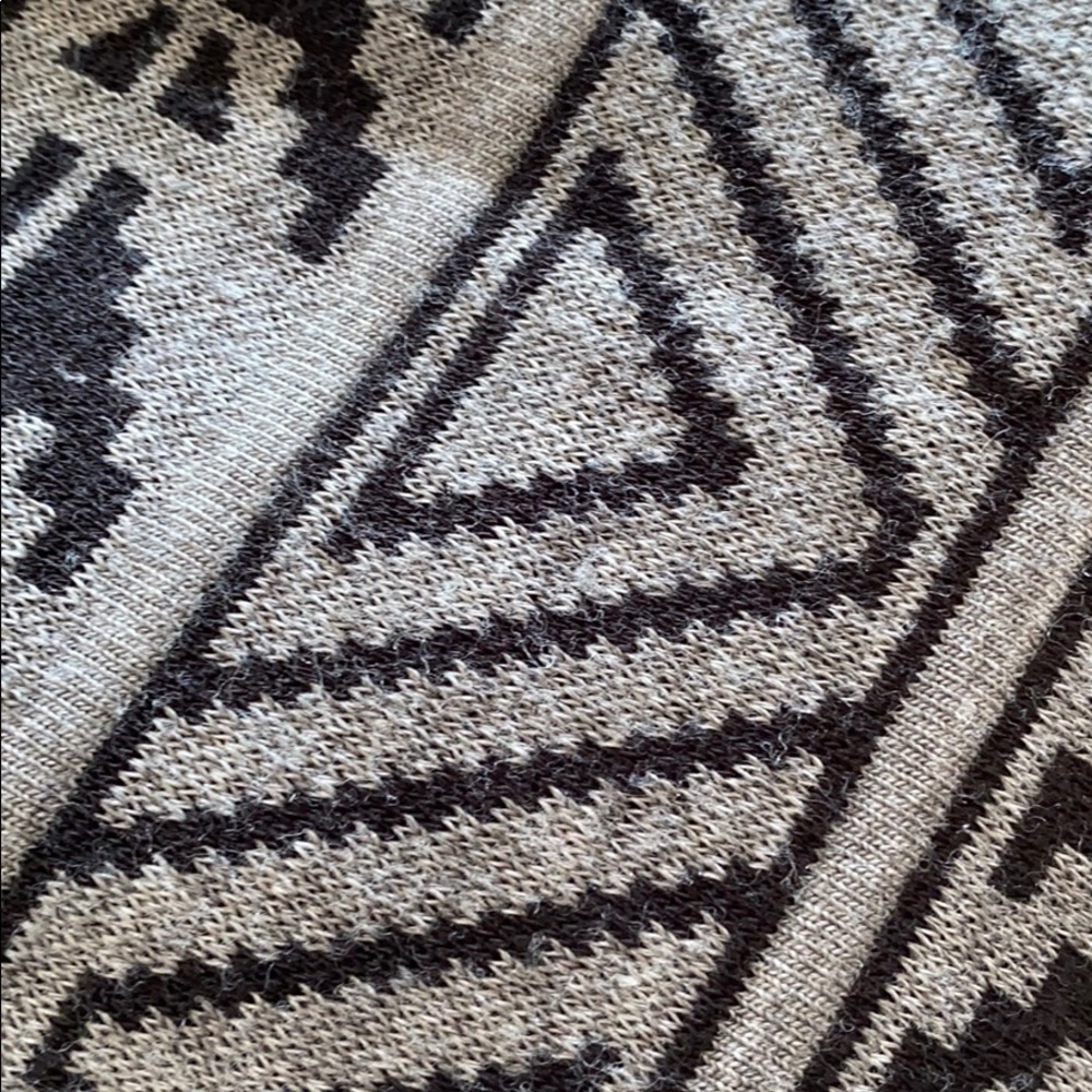 Aztec pattern pencil skirt - Picture 2 of 2
